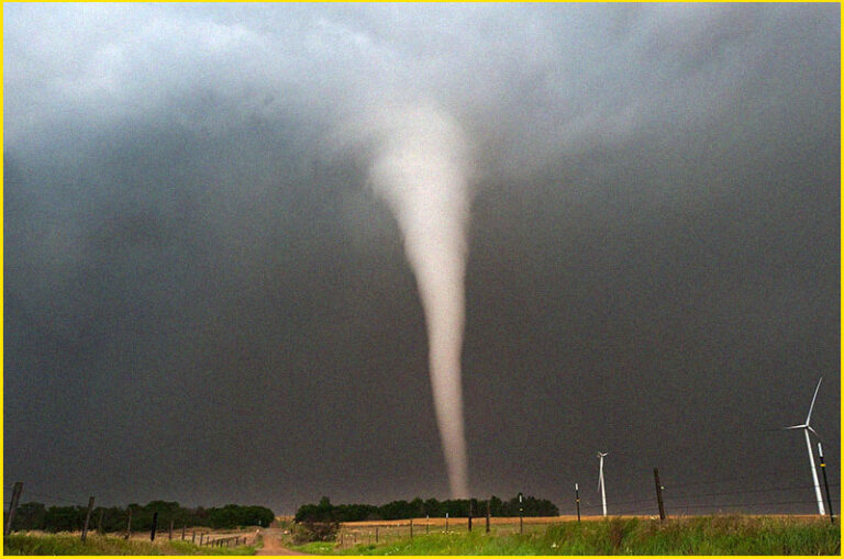 Tornadă în Satu Mare